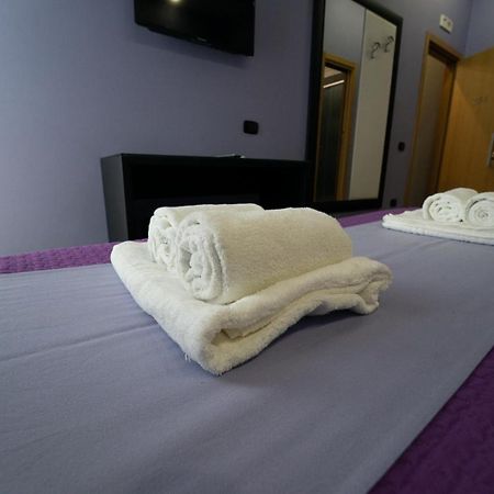 Sweet Central Hotel Caserta Bagian luar foto