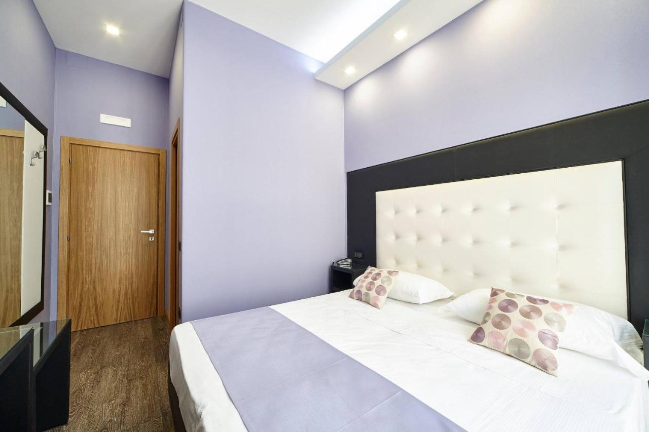 Sweet Central Hotel Caserta Bagian luar foto