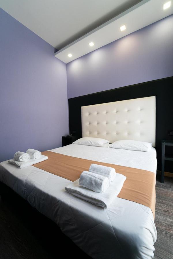 Sweet Central Hotel Caserta Bagian luar foto